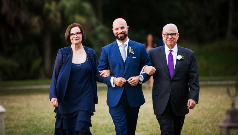 Tips to be the best host at your son’s wedding
