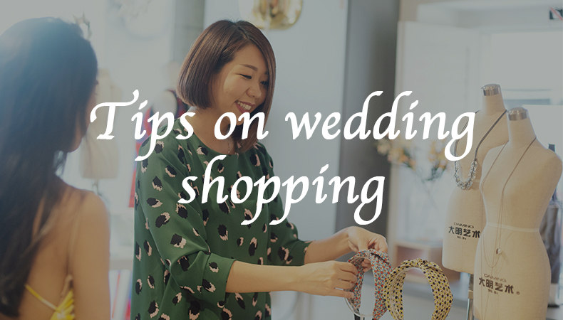 Tips on what to rent & what to buy for your wedding day