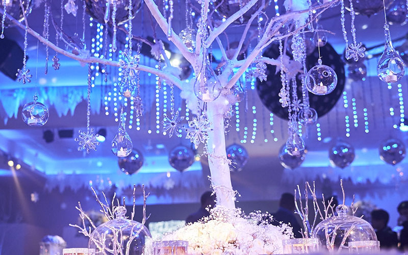 tree themed decor ideas in Wedding reception 