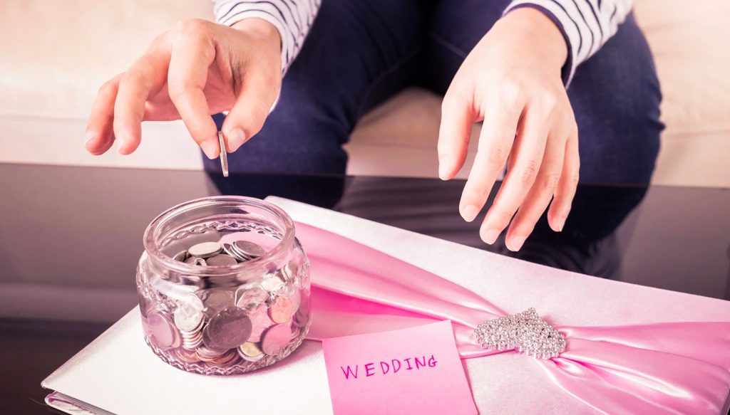 Want to save money on your wedding? Check out our exclusive advices