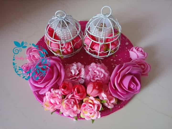 Pink tray with cages