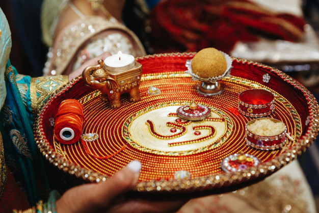 Traditional wedding tray