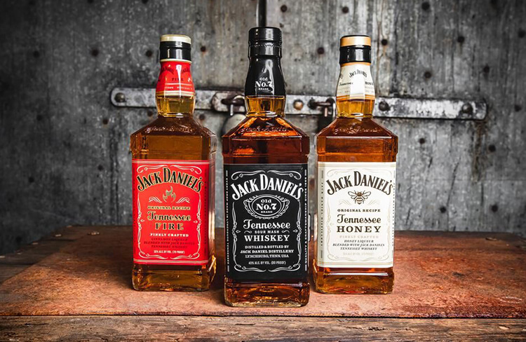 JACK DANIEL'S TENNESSEE WHISKEY