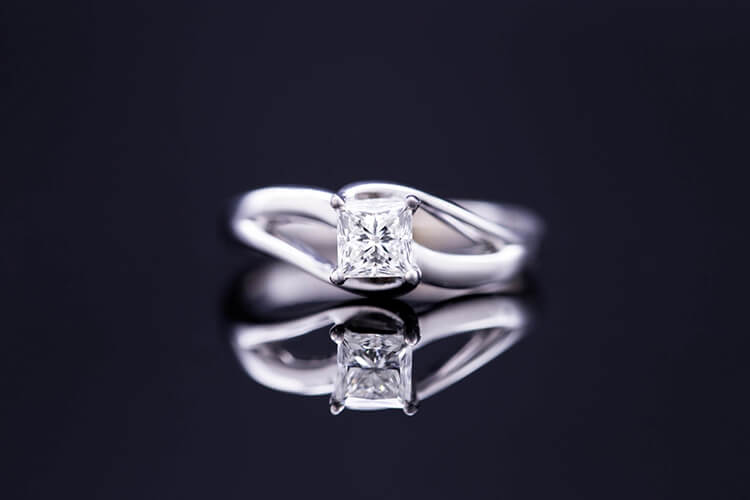 Pointer Princess Cut Solitaire Platinum Engagement Ring