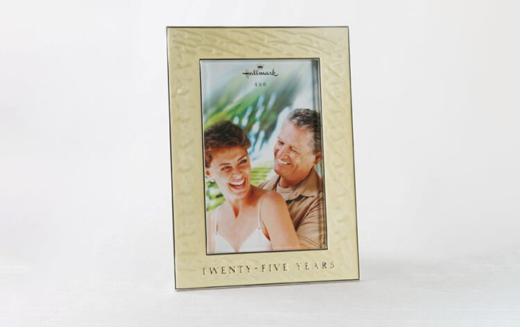 Ivy Lane Design Hallmark 40th Anniversary Frame