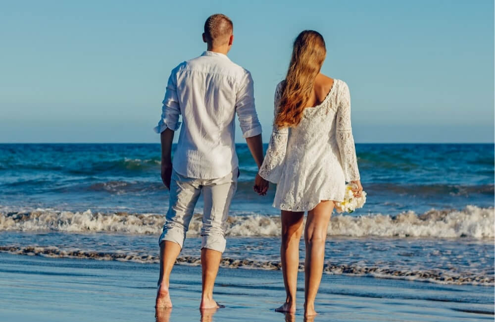 beach wedding attire