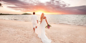 beach wedding couple