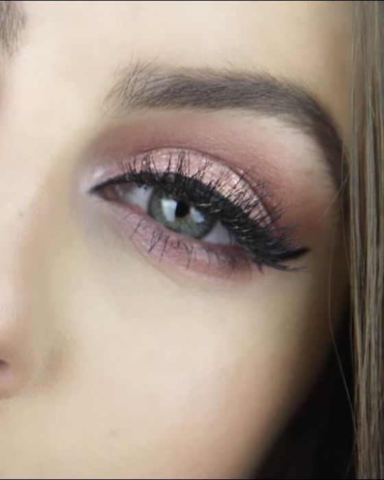 Nude Pink Eye