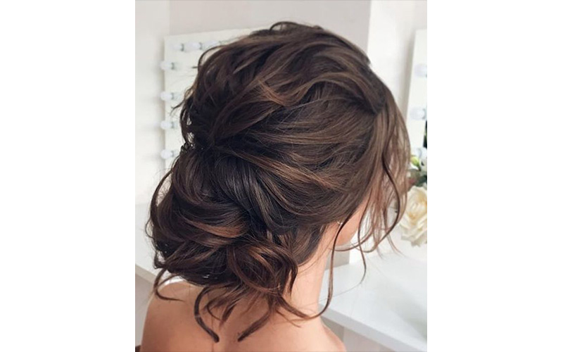 Wild and Stylish Bridal hairstyle ideas for Wedding