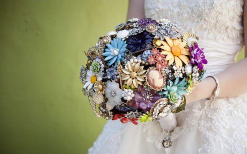 Amazing Wedding Brooch Bouquet 