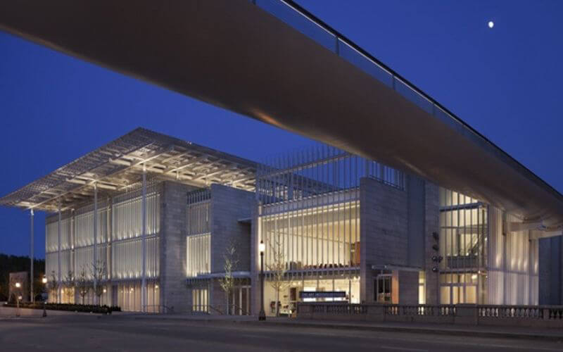 Modern Wing Art Institute, Chicago Wedding Venue