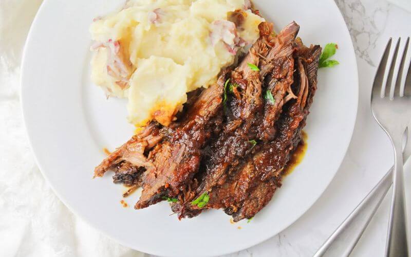 Brisket with Mashed Potatoes