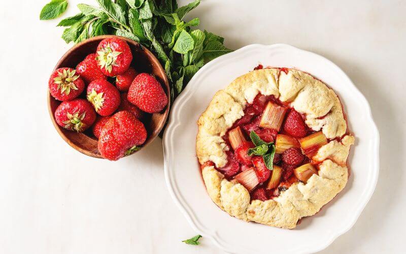 Rhubarb Strawberry and Ricotta Tart