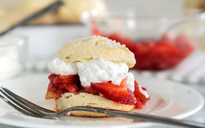 Strawberry Shortcake - Wedding dessert ideas