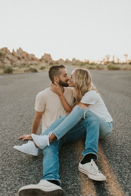 Pre-Wedding Photoshoot Pose