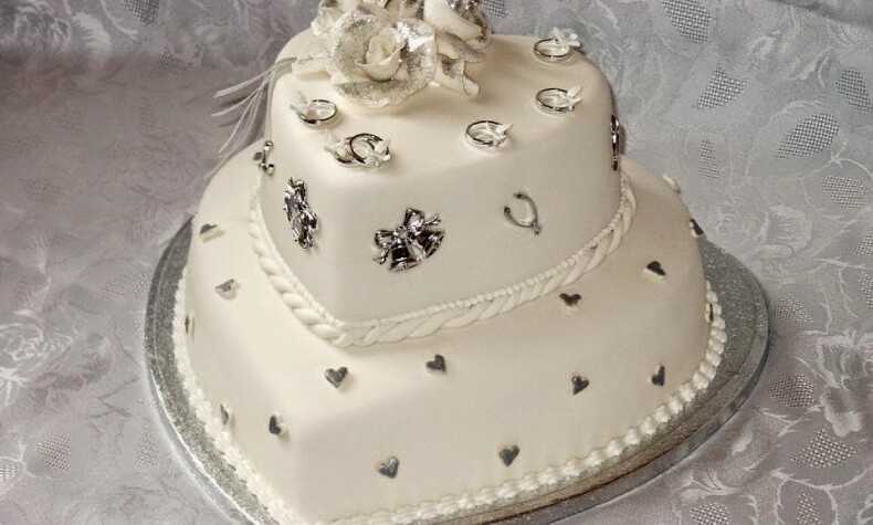 Wedding Anniversary Cake