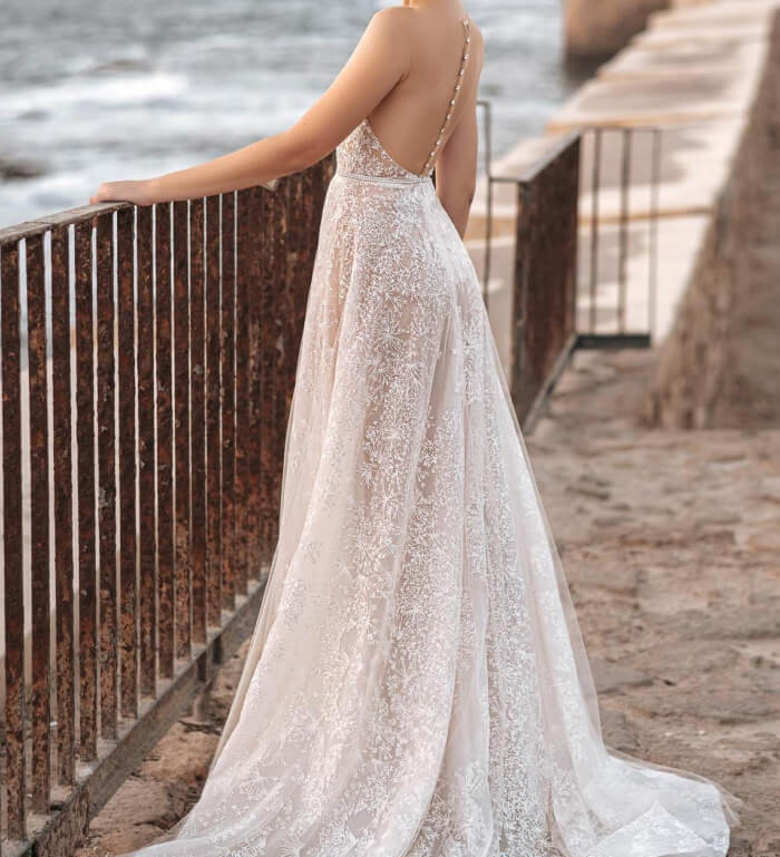 Celestial backless bridal dress