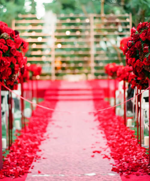 Romantic aisle decoration with roses