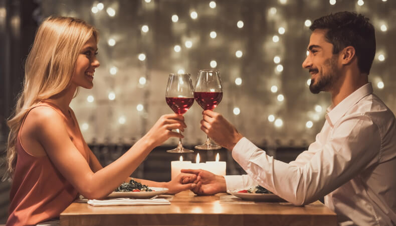 Best first date tips for women to have a successful date (1)