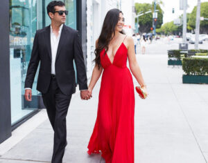What is the Cocktail Dress Code? Guide to Cocktail Attire