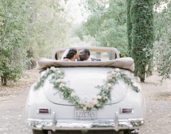 Wedding exits with driverless cars