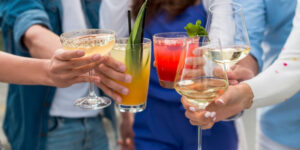 All You Need To Know About Wedding Cocktail Hour