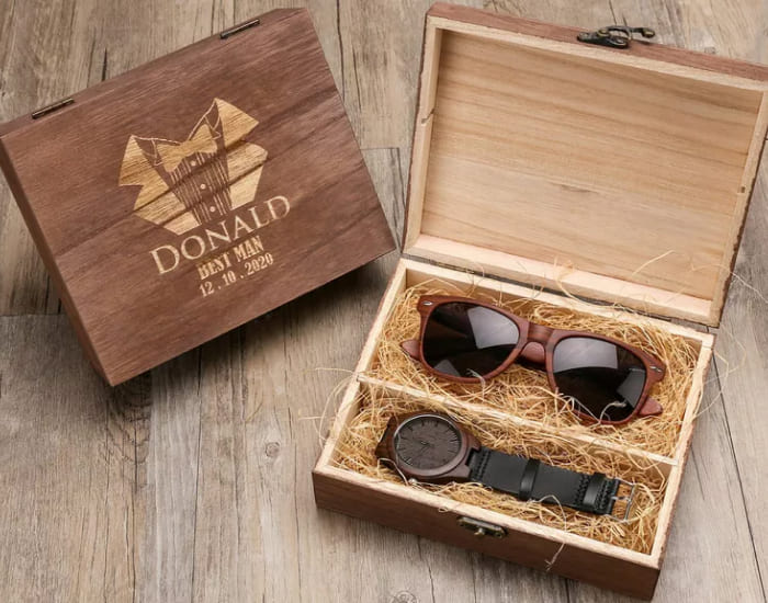 Sunglasses with personalized case