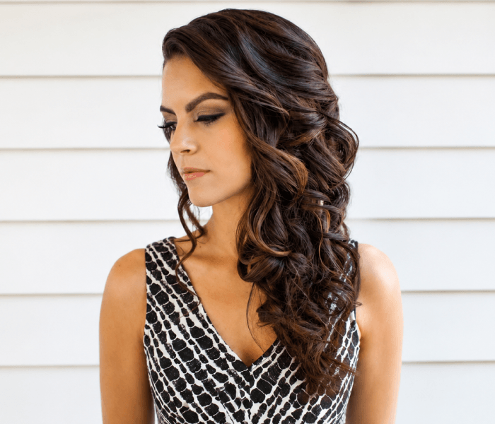 The Side Swept Curls - Happy Wedding App The Side Swept Curls