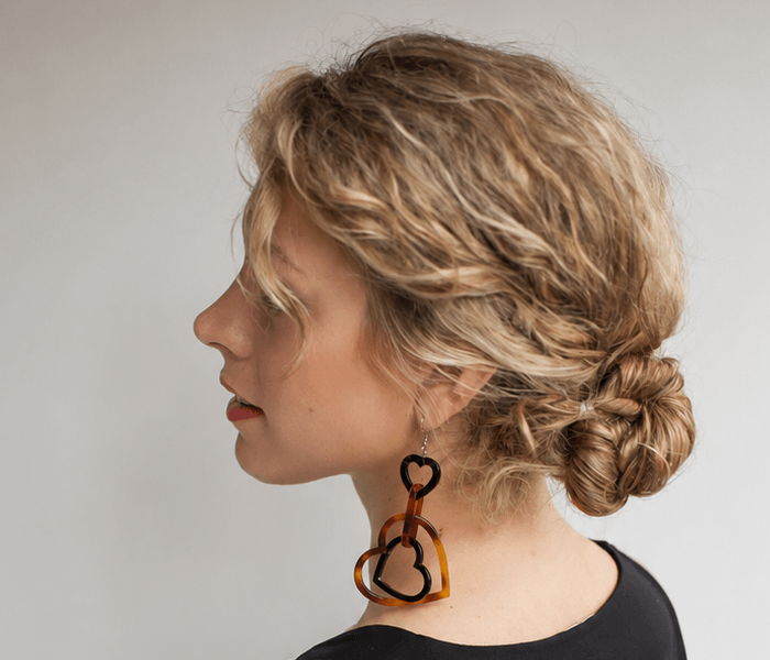 The Twisted Side Bun - Happy Wedding App The-Twisted-Side-Bun