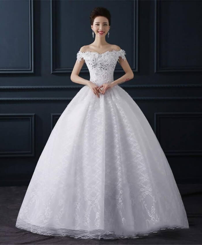 Regal Ball Gown Splendour