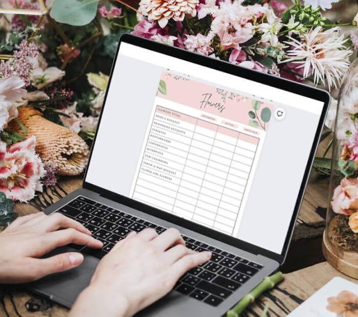 Budget Wisely with Wedding Planning Tools to save money on wedding