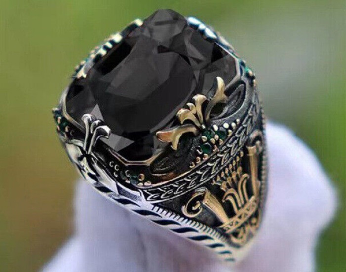 Carved Onyx Ring