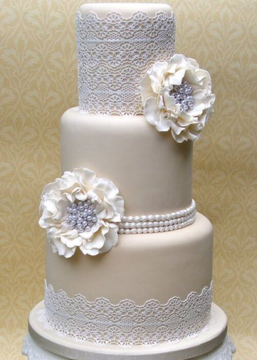 Pearl & Lace Wedding Cake