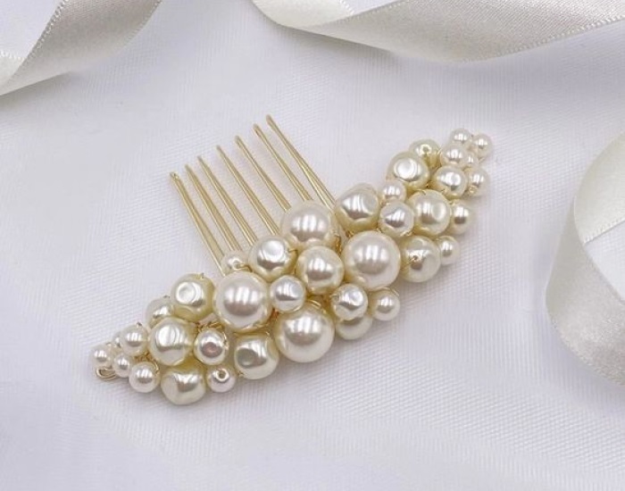 15+ Best Pearl Accessories And Jewelry For Bridesmaids |