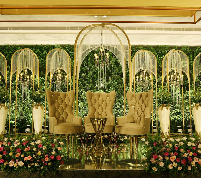 Bougainvillea-styled Decor