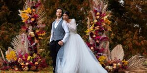 15 Modern Must-Have Wedding Poses for Brides and Grooms