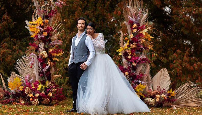 15 Modern Must-Have Wedding Poses for Brides and Grooms