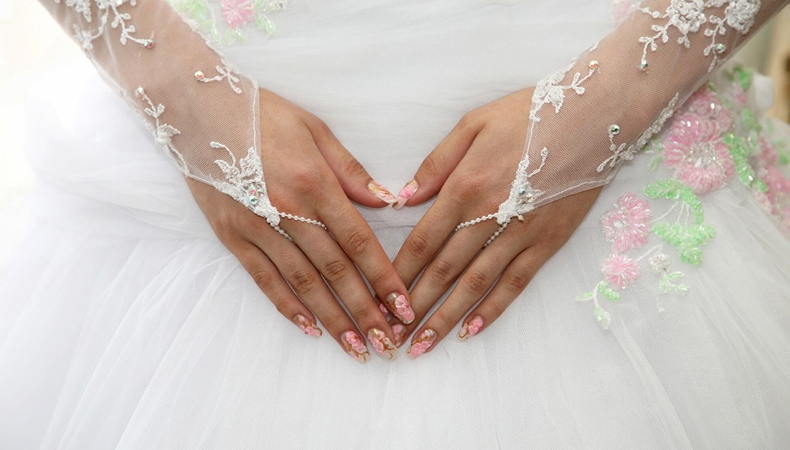 Nail Art Design for The Wedding Week
