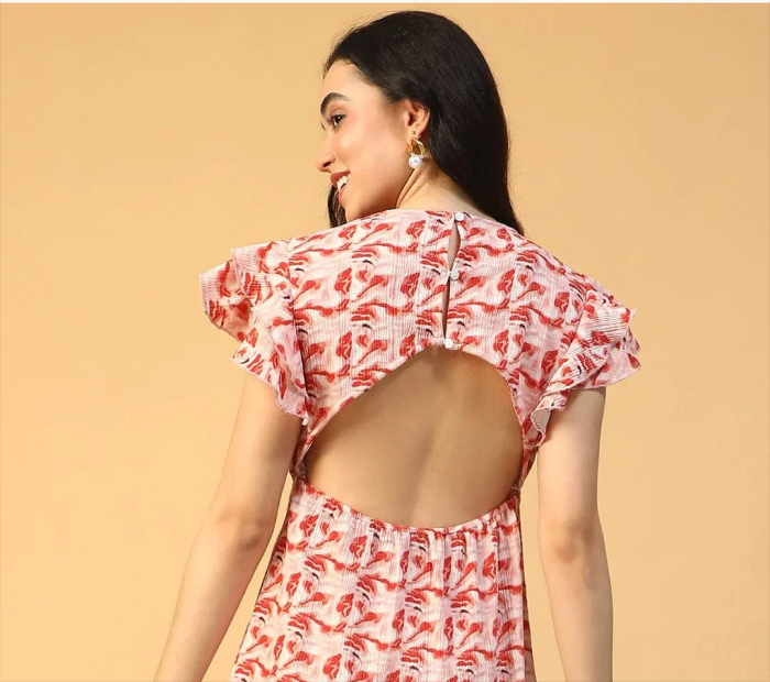 Short-Sleeved Gown with Button-Down Back