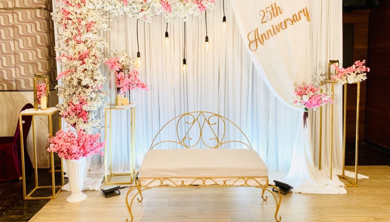 Best Anniversary Decorations