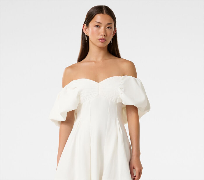 Off-the-Shoulder Silhouettes
