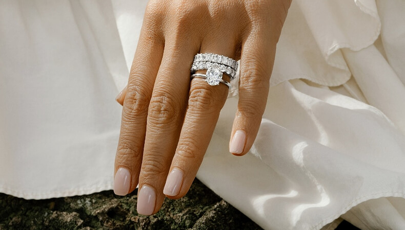 Why Stackable Wedding Rings Are the Biggest Jewelry Trend Right Now