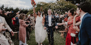 Tips for Newlyweds How to Involve Friends and Family in a Wedding Vi