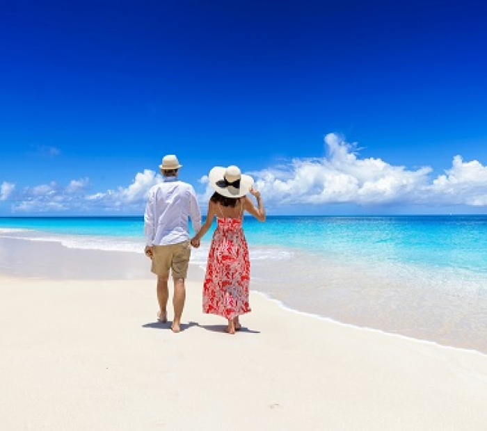 Plan-Your-Dream-Vacation-or-Honeymoon With boyfriend 