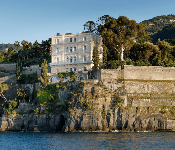 Villa-Astor-Sorrento-–-Cliffside-Paradise