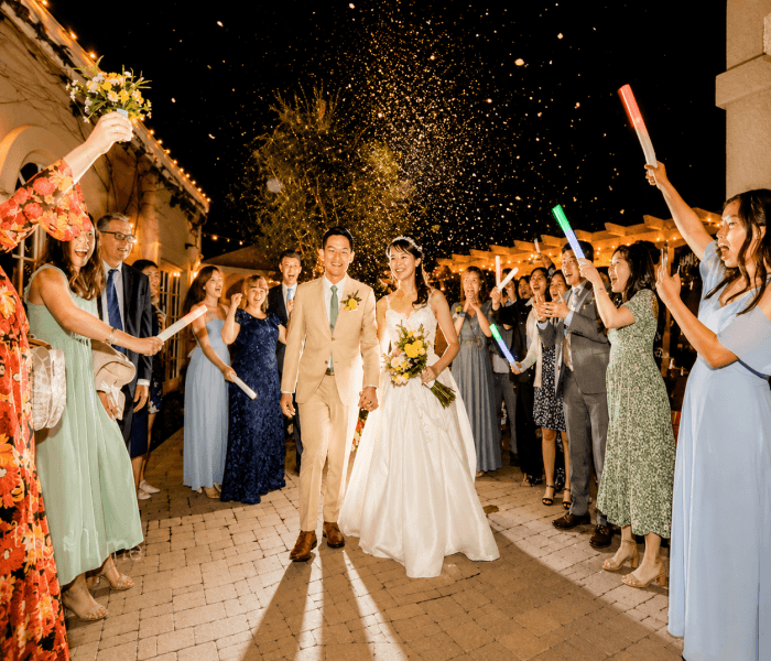 Stylish Wedding Exits - Happy Wedding App Stylish-Wedding-Exits