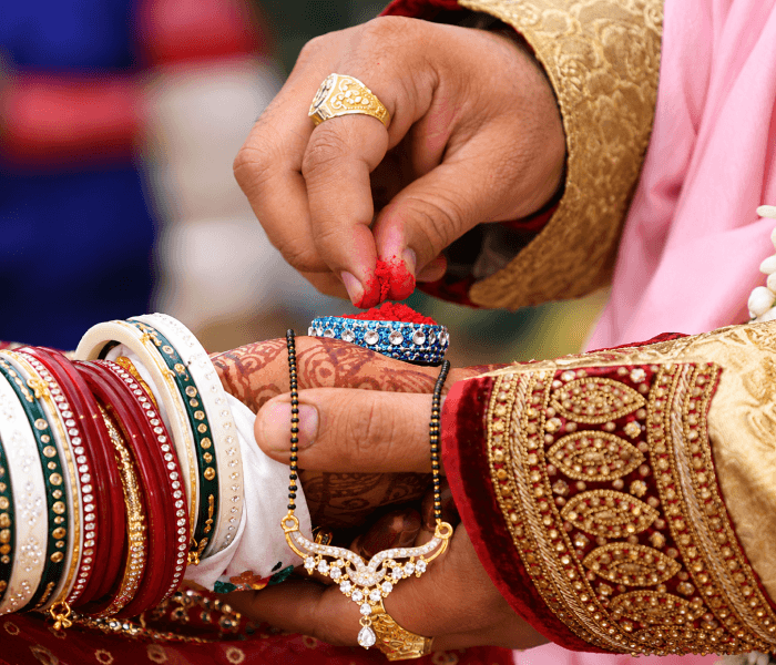 Sindoor and Mangalsutra