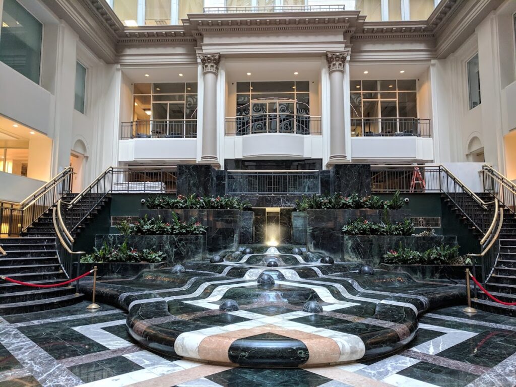 The Curtis Atrium: Elegant Philadelphia Wedding Venue