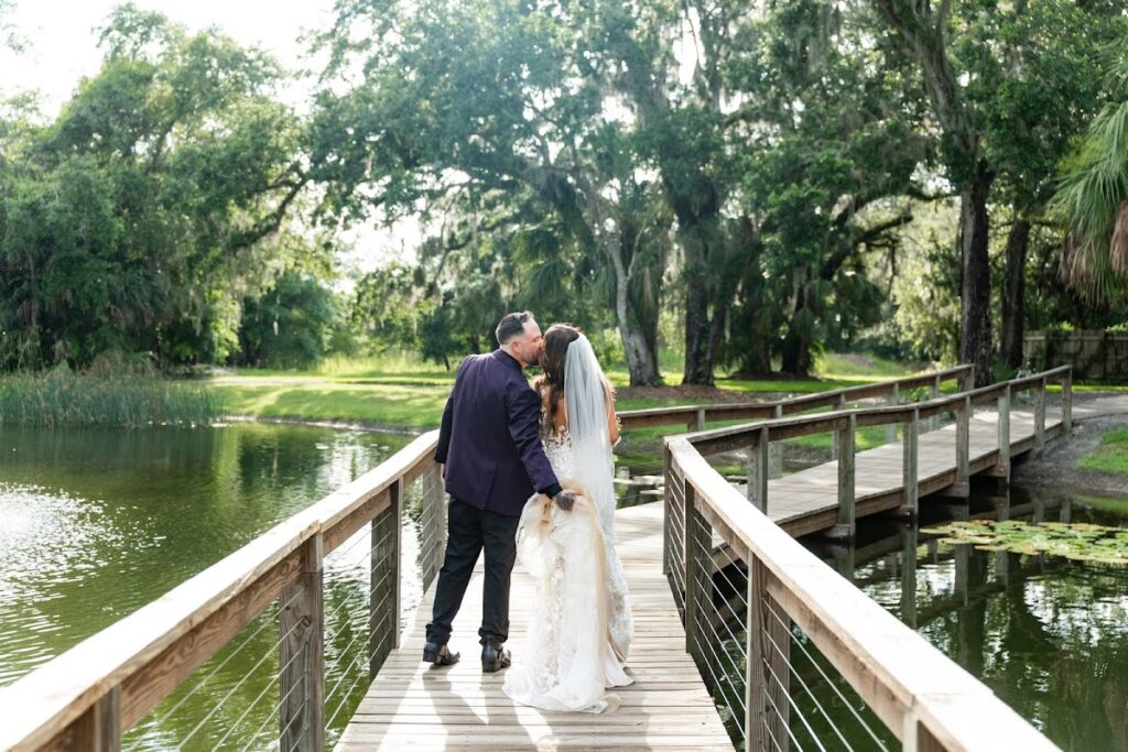 Sugar Grove Estate: Your Dream Wedding Venue