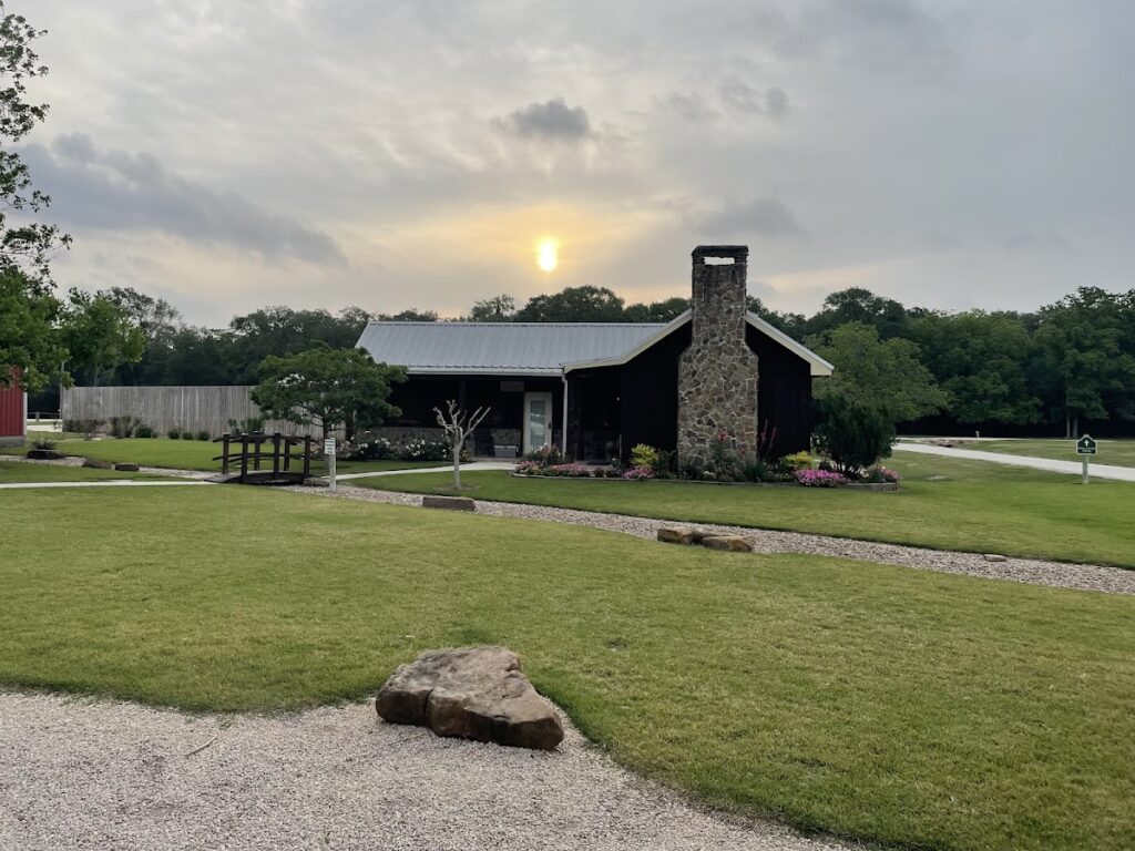 Beneath the Oaks Venue & Winery